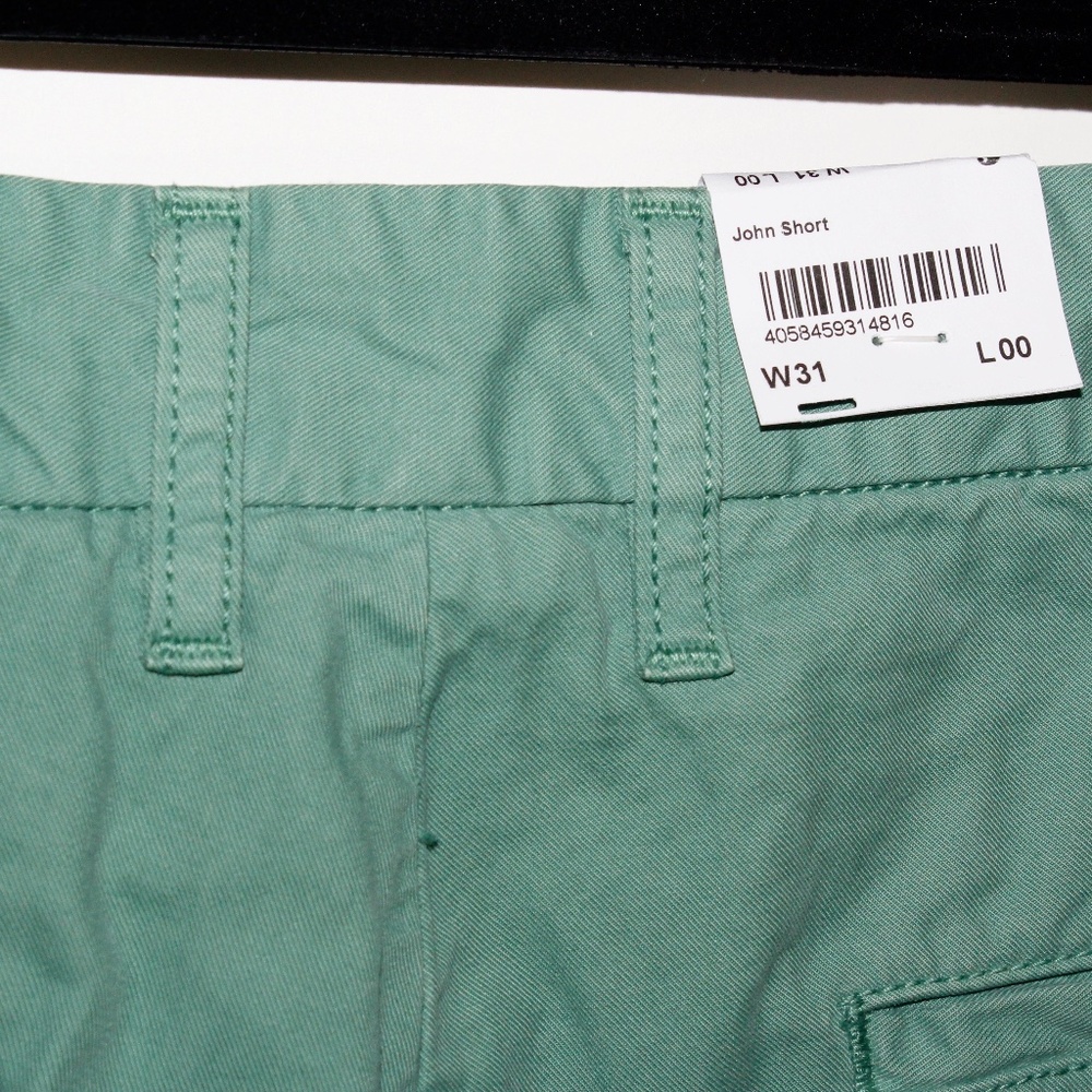 Carhartt WIP "John Short" in "Catnip" Faded Seafoam Green - Picture 7 of 15